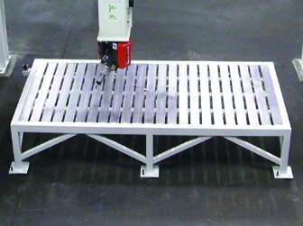 Quintax Steel Slat Table